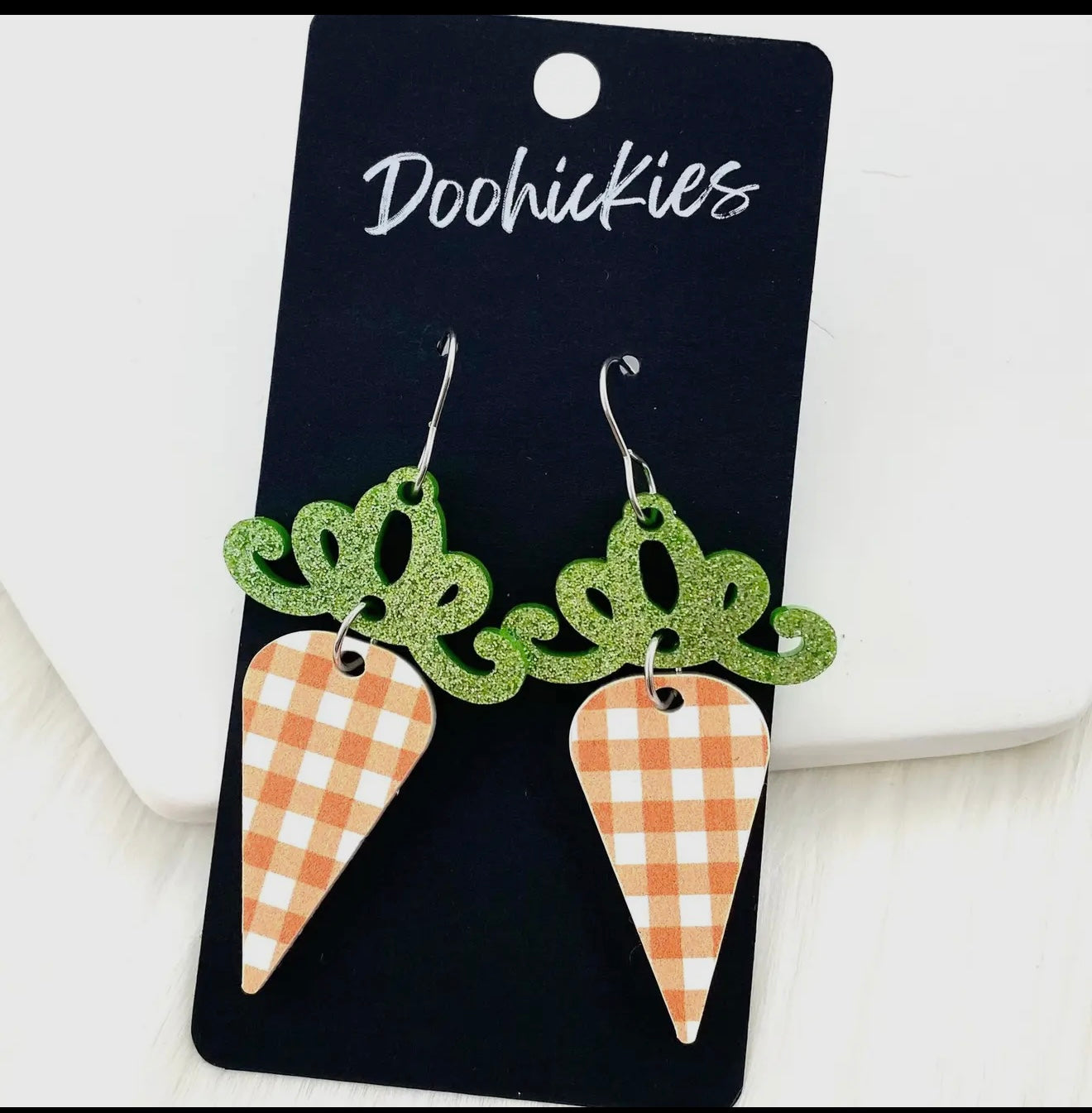 2.5” Carrot Dangle