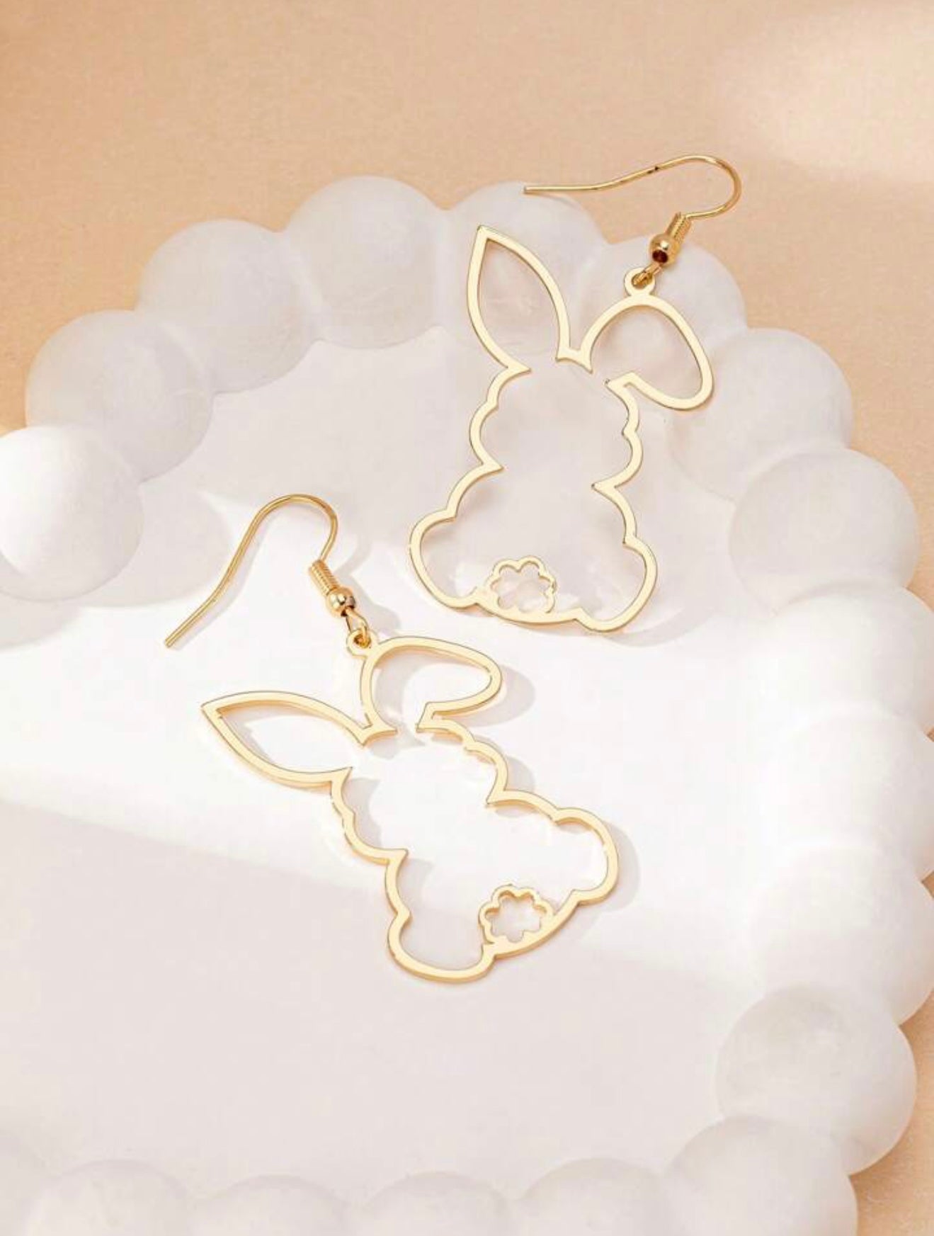 Hollow Rabbits Dangle
