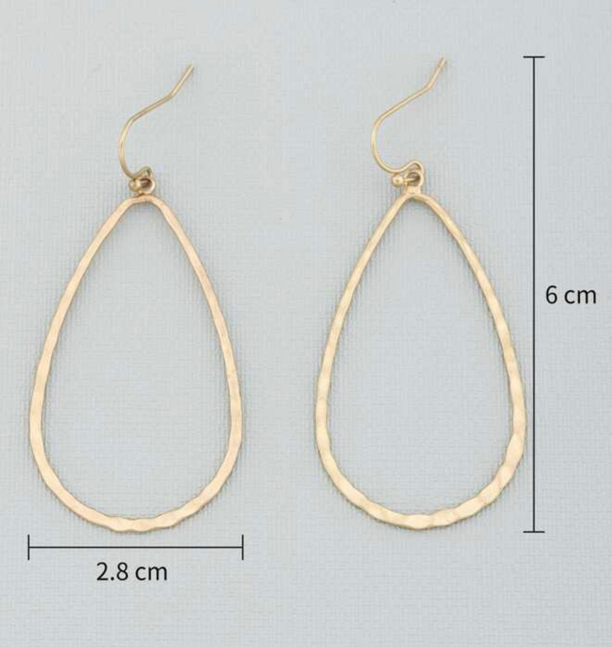 Hollow Out Water Drop Dangle