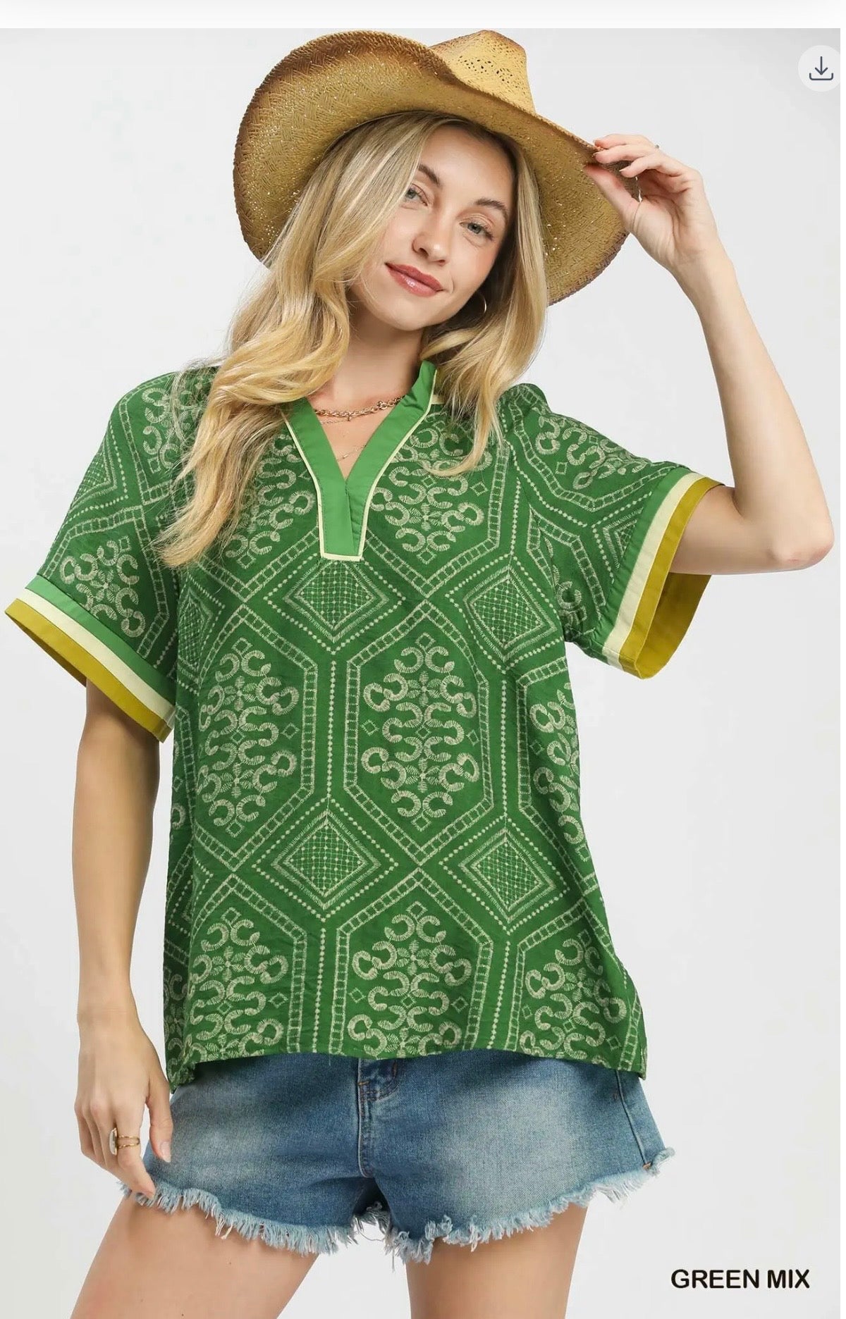 Geometric Top with Contrast Trim