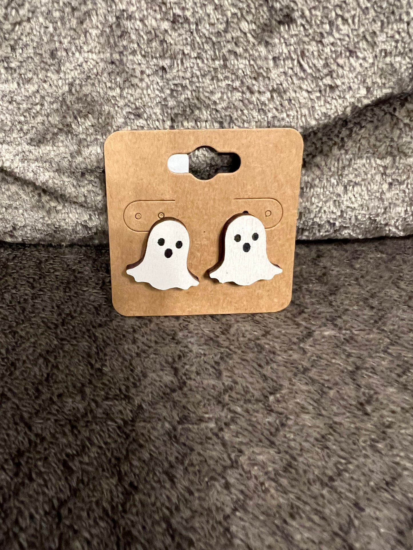 Wooden Ghost Stud