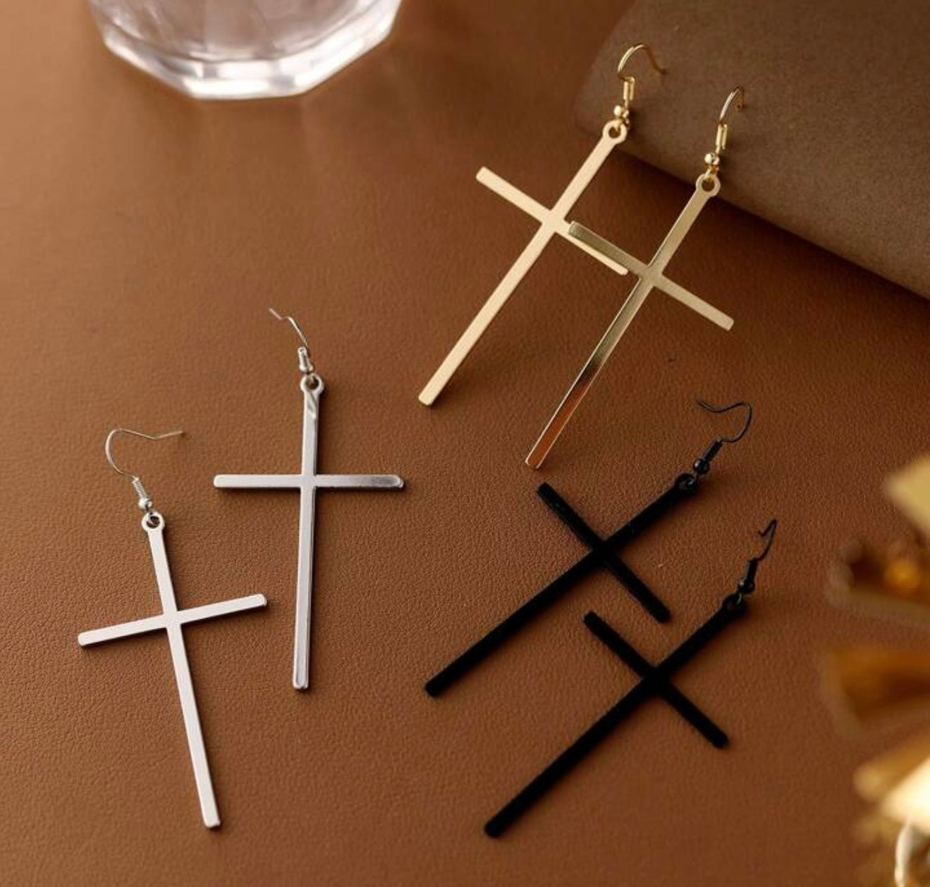 Silver/Gold/Black Dangle