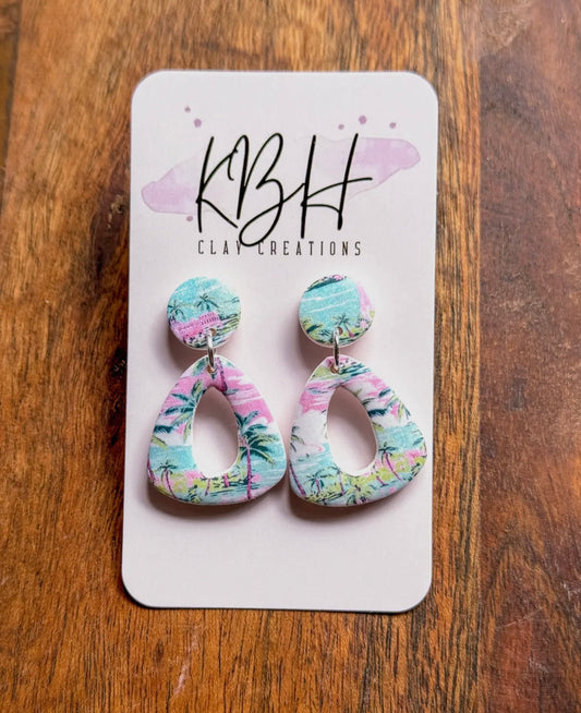 Preppy Palm Oval Dangle