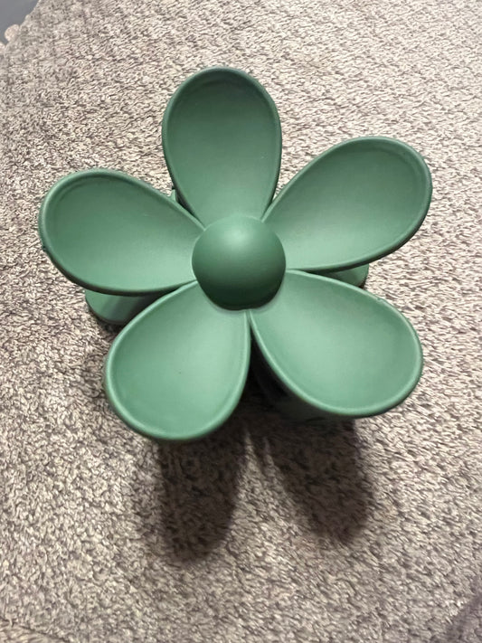 Green Flower Clip