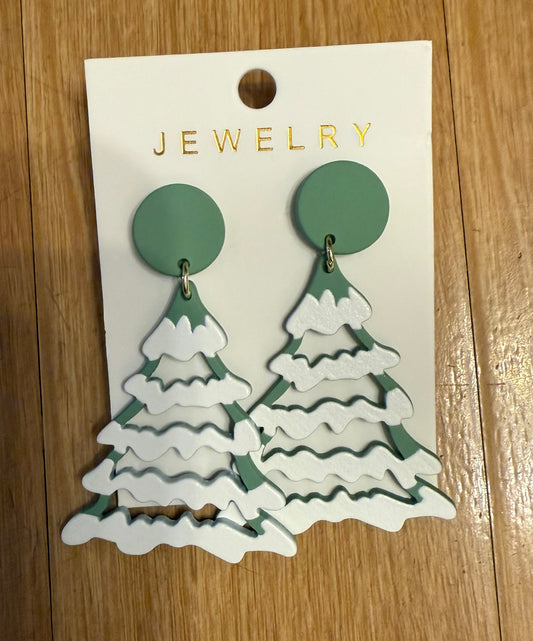 Snowy Green Christmas Tree